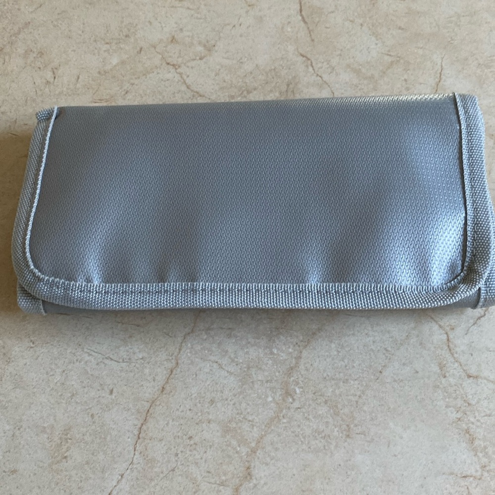 NWOT Travel Storage Clutch, Water Resistsnt